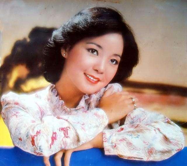 娱乐吃瓜君邓丽君小说,娱乐吃瓜君笔下的永恒歌后传奇